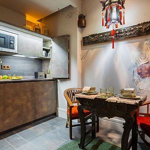 Suite Opium Den by Justine Apartments Apartamento turístico en Madrid Río